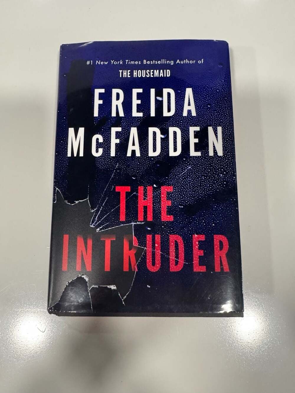 The Intruder (Hardcover) by Frieda McFadden